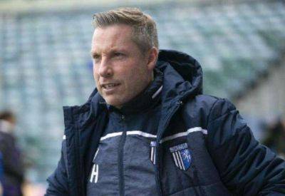 Preview: Gillingham manager Neil Harris facing former colleague Matt Gray in the opposite dugout at Sutton United; Ex Gills players Aiden O’Brien and Scott Kashket could feature in League 2 clash