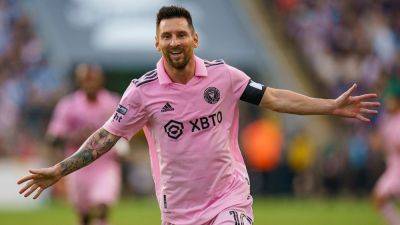 Lionel Messi scores incredible goal from 20 yards out as Miami tops Philadelphia in Leagues Cup semis