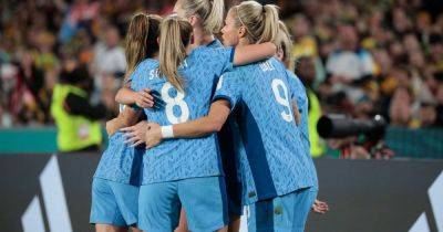 Sam Kerr - Alessia Russo - Ella Toone - Star - Watch the moment Mancs go crazy as Lionesses secure place in Women's World Cup final - manchestereveningnews.co.uk - Spain - Australia