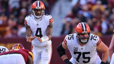 Deshaun Watson - Myles Garrett - Browns' Deshaun Watson faced 'cheap shots' from Eagles defenders at joint practice, teammate says - foxnews.com - Usa - Washington - New York - county Eagle - county Brown - county Cleveland - state Ohio - state Maryland - county Lee - Philadelphia