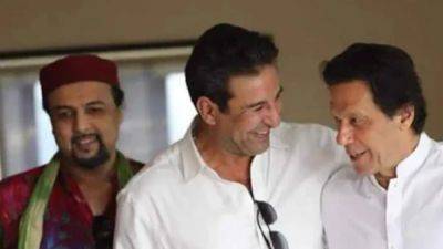 No End To Controversy As Pakistan Cricket Board Replaces Wasim Akram With Imran Khan In Tribute Video. Fans Not Impressed