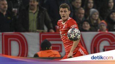 Bayern Munich - Thomas Tuchel - Harry Maguire - Benjamin Pavard - Milan Skriniar - Tuchel Tegaskan Pavard Bakal Tetap di Bayern - sport.detik.com