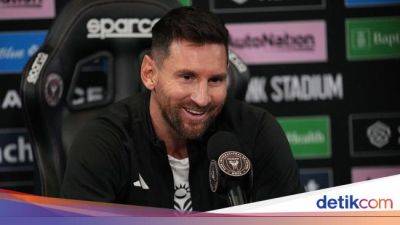 Messi Sebenarnya Enggan Pindah ke PSG