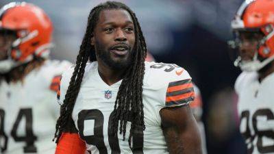 Jeremy Fowler - Former No. 1 pick Jadeveon Clowney to sign with Ravens, source says - ESPN - espn.com - county Brown - county Cleveland - state Maryland - Baltimore - county Mills
