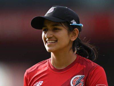 UAE proud of Mahika Gaur despite losing fast bowler to England - thenationalnews.com - Britain - Australia - Uae - Sri Lanka - Thailand - Bangladesh