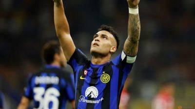 Martinez double gives Inter 2-0 win over Monza