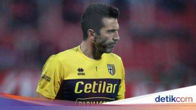 Gianluigi Buffon - Fabrizio Romano - Gianluigi Buffon Gantung Sepatu di Usia 45 Tahun? - sport.detik.com - Saudi Arabia