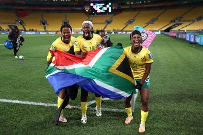 Desiree Ellis - South Africa score historic win to reach last 16 of Women's World Cup - thenationalnews.com - Sweden - Netherlands - Italy - Usa - Argentina - South Africa