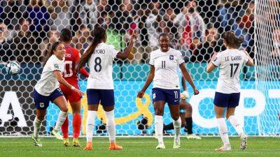 Herve Renard - Wendie Renard - Eugenie Le-Sommer - France and Jamaica reach last 16 as Brazil exit Women's World Cup - france24.com - France - Germany - Brazil - Usa - Panama - Jamaica