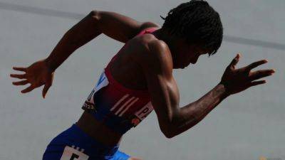 Door opens for Paulino to step up to 400m gold