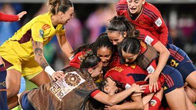 Slick Spain edge past England to win the World Cup