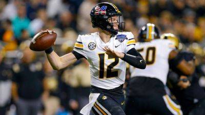 Missouri plans to play Brady Cook, Sam Horn at QB in opener - ESPN
