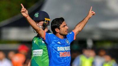 India take unassailable T20 series lead against Ireland