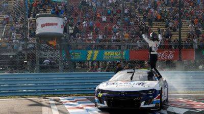William Byron picks up season-leading 5th NASCAR win as playoffs loom