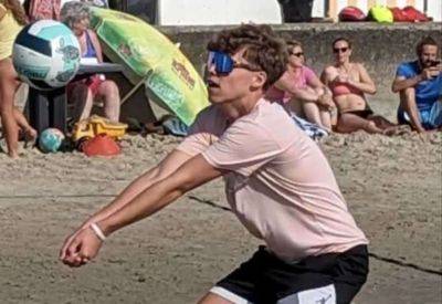 Volleyball teenager Maxime Carolan takes his game to another level after working with French Olympic coach