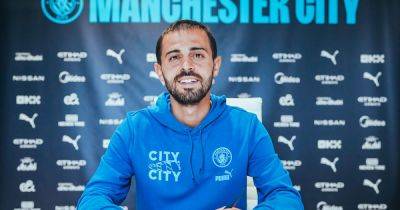 Bernardo Silva signs Man City contract extension until 2026