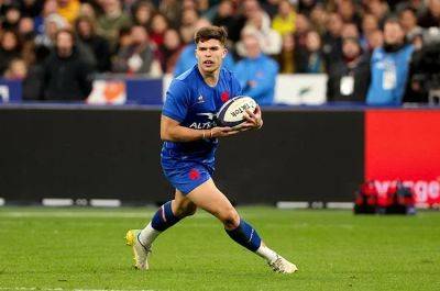 France back Jalibert at flyhalf in Rugby World Cup warm-up against Wallabies