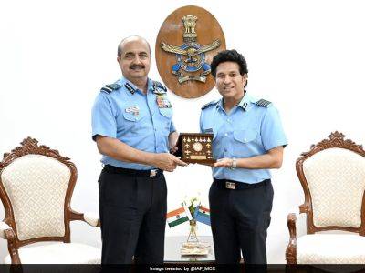 "Blues Forever": Honourary Group Captain Sachin Tendulkar's Photos With Air Chief Marshal VR Chaudhari Viral. See Pics