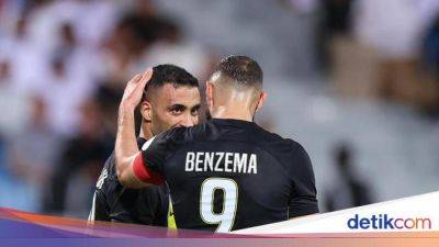 Karim Benzema - Saat Benzema Mengalah Kasih Penalti ke Rekannya - sport.detik.com - Saudi Arabia