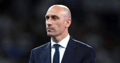 Jenni Hermoso - Luis Rubiales - Spanish FA boss refuses to resign in kiss scandal as women's team quit in protest - breakingnews.ie - Spain - Australia