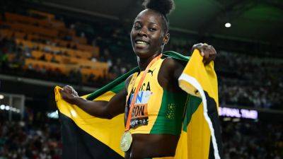 Shericka Jackson Retains Women's 200m World Title With Stunning Run - sports.ndtv.com - Usa - Jamaica - county Richardson