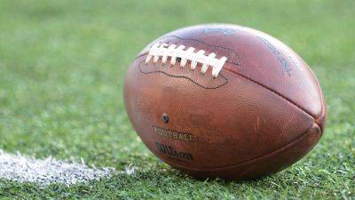 Four shot at Oklahoma high school football game - ESPN