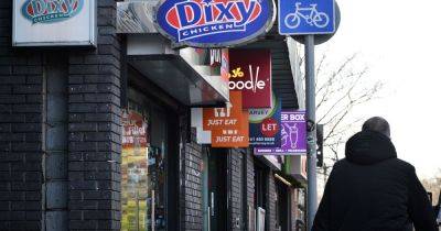 Plain-clothes cops are 'blending in' at crime hotspots this Bank Holiday weekend - manchestereveningnews.co.uk