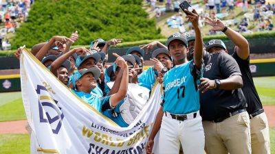 Curacao batter shatters broadcast camera during Little League World Series game
