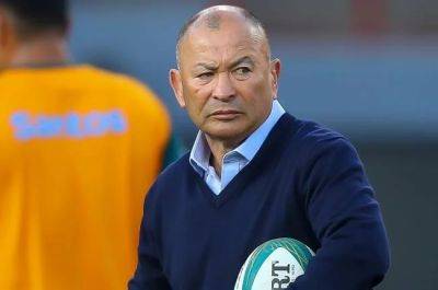 Wallabies coach Eddie Jones 'confident' for Rugby World Cup despite France humbling