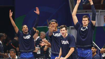 Steve Kerr - Jalen Brunson - Giannis Antetokounmpo - Team USA routs Greece to reach second round of FIBA World Cup - ESPN - espn.com - Usa - New Zealand - Jordan - Philippines - Greece