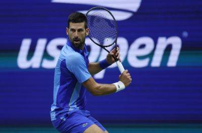 Djokovic back on top after US Open return, Swiatek rolls