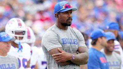 Sources - Bills' Von Miller to stay on PUP, out at least 4 games - ESPN