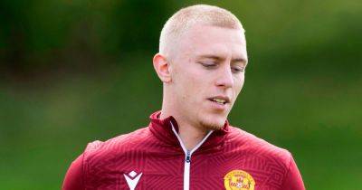 Arsenal striker joins Motherwell in season-long loan deal