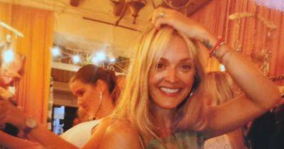 Fearne Cotton's 'liberating' retro tech trick brings calm to fans who 'love the idea' - manchestereveningnews.co.uk - Instagram