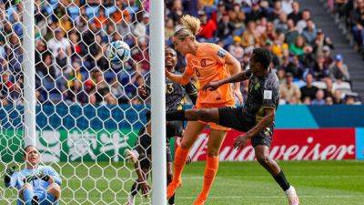 Jill Roord - Netherlands account for South Africa to reach quarter-finals of the Women's World Cup - rte.ie - Sweden - Netherlands - Spain - Usa - South Africa - Vietnam