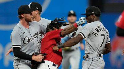 Star - Cleveland Guardians - Terry Francona - Tim Anderson - Guardians' Jose Ramirez stays in lineup after Tim Anderson fight; MLB weighing discipline - foxnews.com - county Cleveland - county White