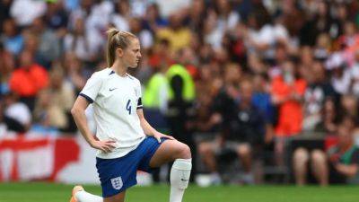 Walsh back in England's starting lineup for last-16 World Cup game