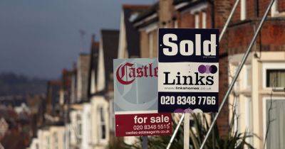 Warning to anyone buying or renting a house amid property market crash fears - manchestereveningnews.co.uk - Britain