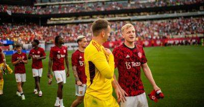 Donny van de Beek in talks to leave Manchester United as Tom Heaton decides future