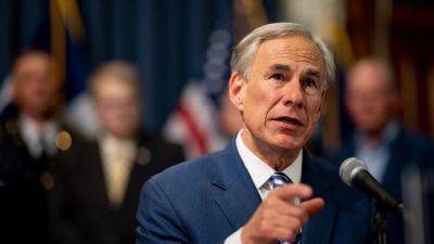 Riley Gaines, Paula Scanlan join Texas Gov Greg Abbott in ceremonial signing of Save Women’s Sports Act