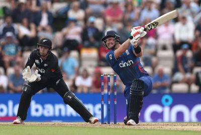 Livingstone fires unbeaten 95 to rescue England against New Zealand