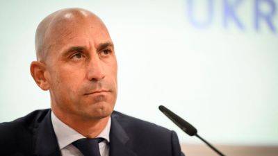 Spain federation president Luis Rubiales resigns - ESPN