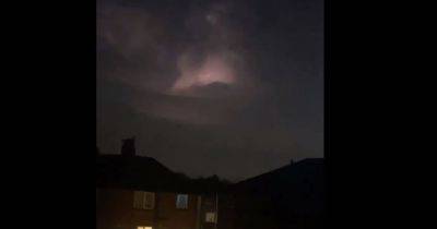 LIVE: Thunder and lightning hits Greater Manchester following heatwave - manchestereveningnews.co.uk