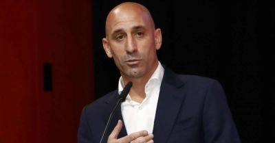 Spain's soccer chief Luis Rubiales announces resignation