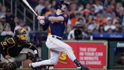 Kyle Tucker hits 2 RBI triples in an inning as Astros win - ESPN - espn.com - county San Diego - state Colorado - county Bay - county Tucker