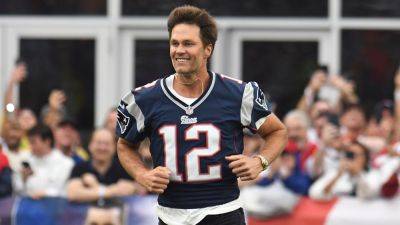 Tom Brady - Robert Kraft - Tom Brady makes Gillette Stadium return after retirement: 'I am a Patriot for life' - foxnews.com - county Eagle - county Bay