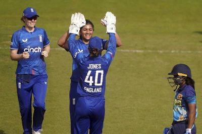 Amy Jones hails impact of new England teammate Mahika Gaur after stunning ODI debut