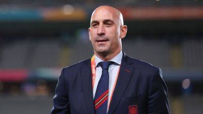 UEFA thanks ex-Spain chief Rubiales for service at women's forum - ESPN