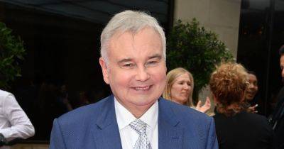 George Best - Ed Sheeran - Star - Eamonn Holmes to play major role in Coronation Street legend's wedding after health update - manchestereveningnews.co.uk