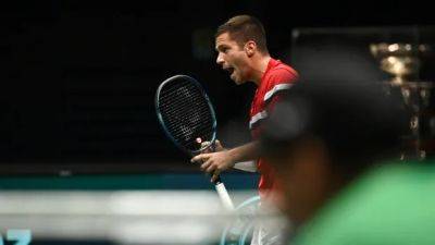 Canadian Davis Cup title defence begins with victory over host Italy